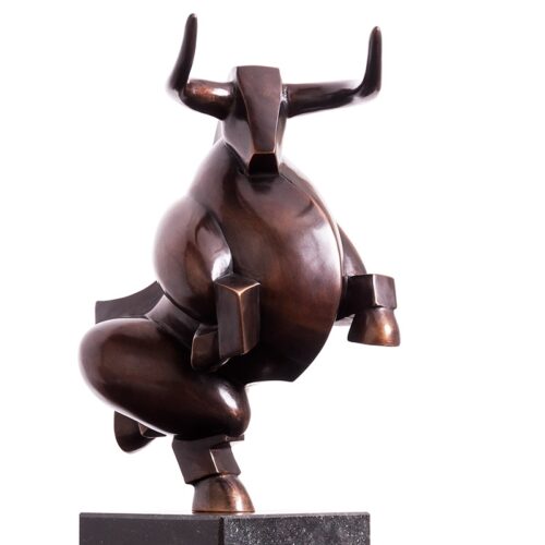 Frans van Straaten bronzen beeld 'Taurus'