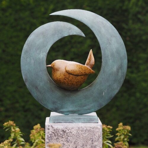 Bronzartes bronzen beeld 'Bird in circle'
