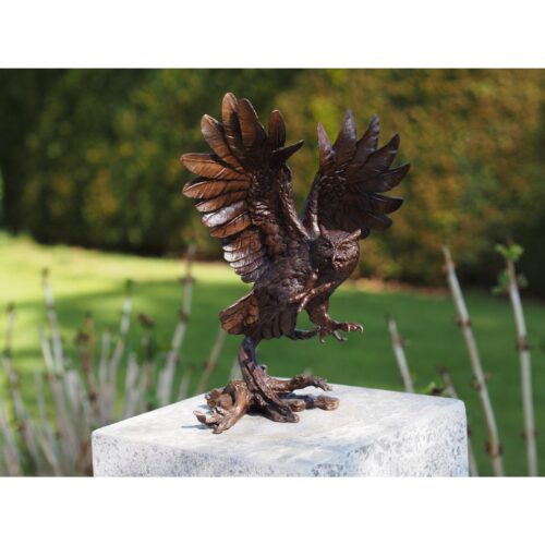 Bronzartes bronzen beeld 'Flying Owl'